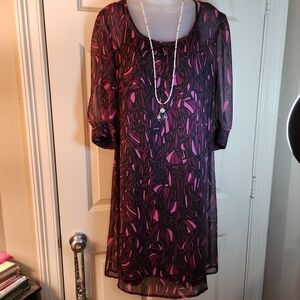 3/$20 Metrostyle 2 piece dress Size 10 pink/black pattern